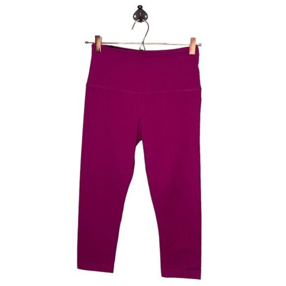 Lysse Small S Fuchsia Cotton Blend Tummy Control Crop Capri Leggings Made in USA